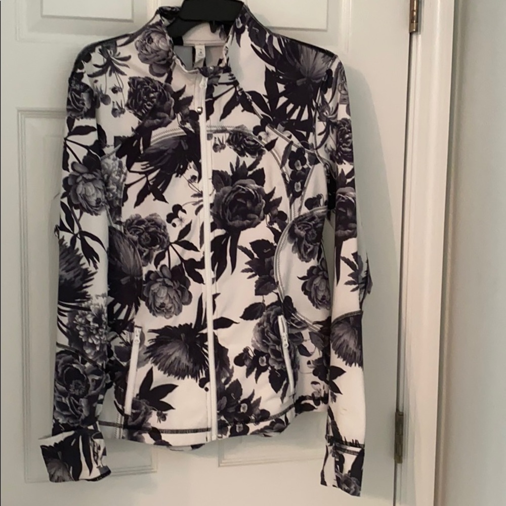 Lululemon jacket. Size12